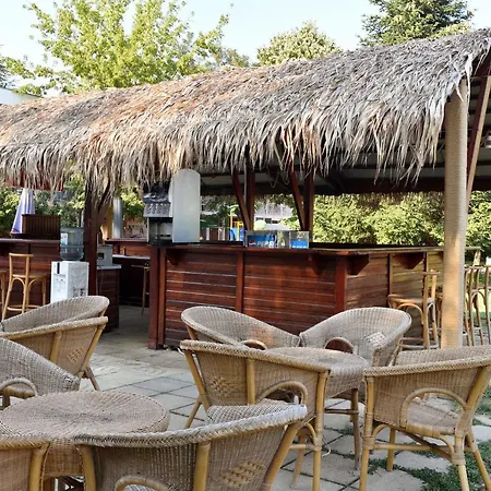 Хотел сенди бийч