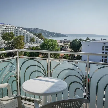 сенди бийч 4*