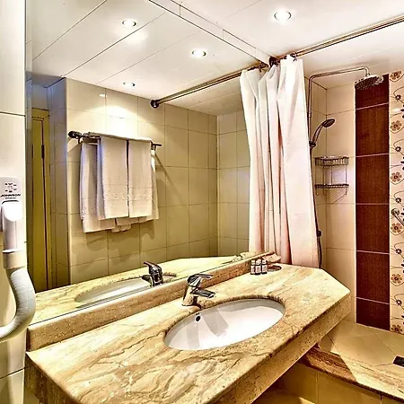 Sandy Hotell