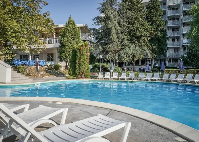 сенди бийч 4*